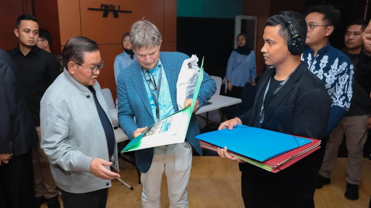 Governor of Jakarta: Art Brings a Message of Peace