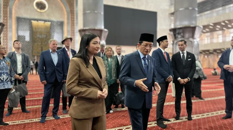 German Minister: Istiqlal-Cathedral Model of Religious Tolerance for the World