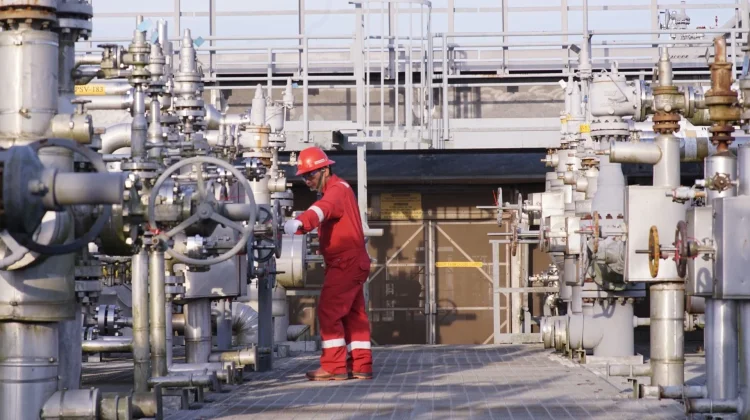 House to Summon China's PetroChina and Others on Oil Block Interests and Revenues