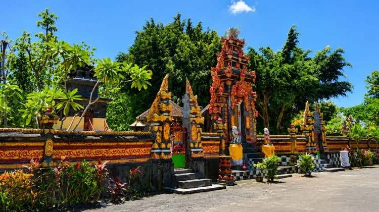 Pura Candi Untoroyono Showcases Religious Harmony in Klaten
