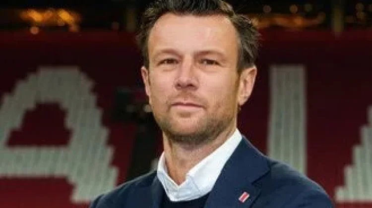 Ajax CEO to Share Sustainable Football Strategy in Jakarta