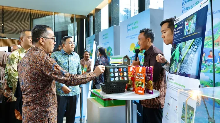 Minister Urges Universities to Apply Research for Rural Solutions