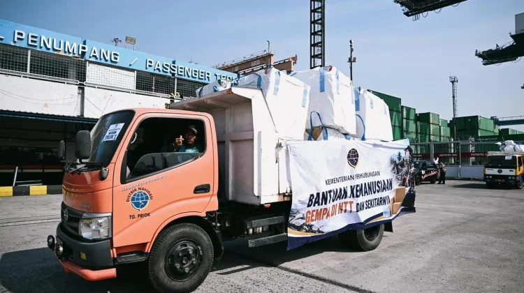 Transportation Ministry Sends 7.9 Tons Aid to NTT