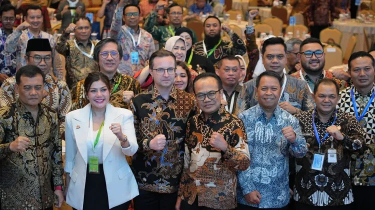 Government Pushes Manufacturing Industry Acceleration in Central Java