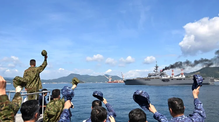 Japan Sends Kunisaki Ship to Indonesia for Firefighting