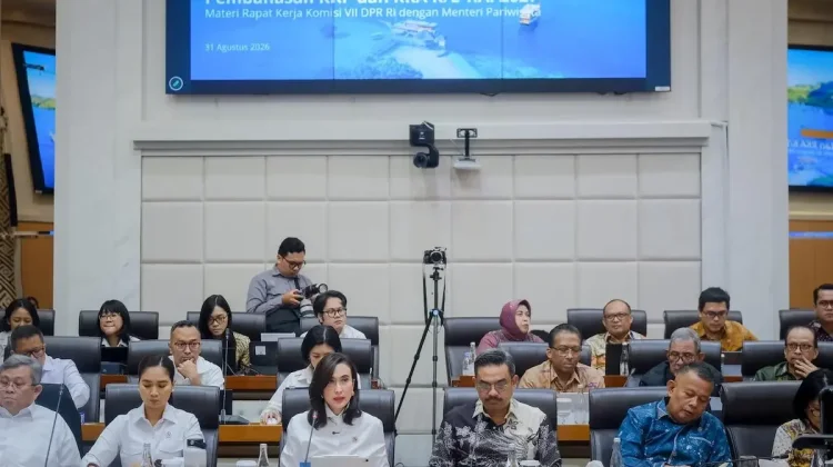 Widiyanti Directs 2027 Budget to Boost Tourism's Impact on National Economy