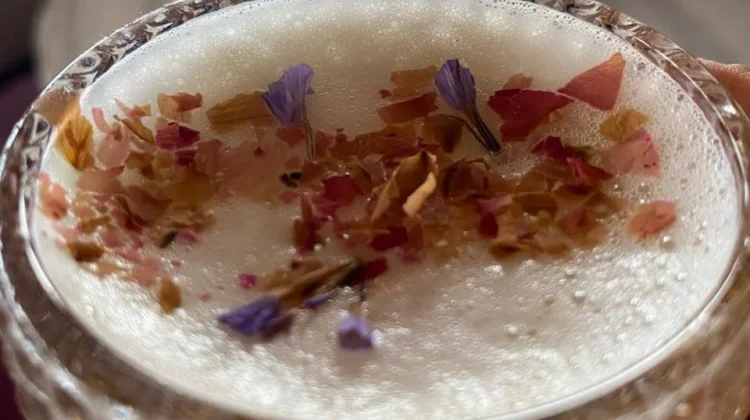Flower Tea, An Antioxidant-Rich Herbal Drink Promotes Relaxation