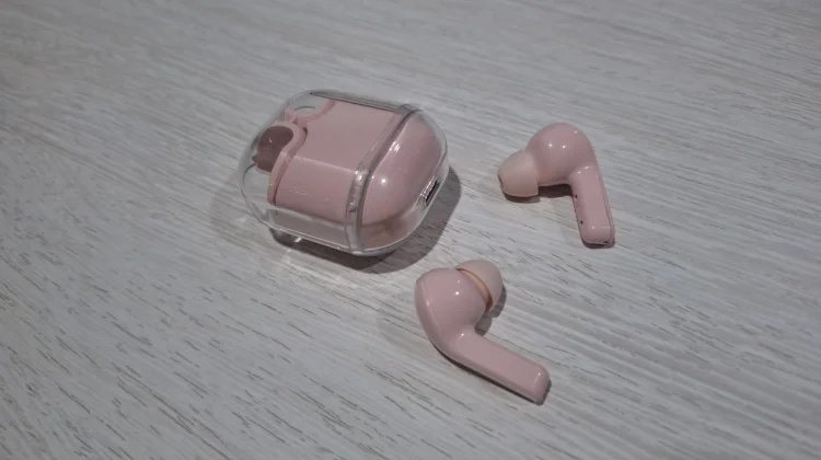 IPB: Bluetooth Earphones Safe to Use