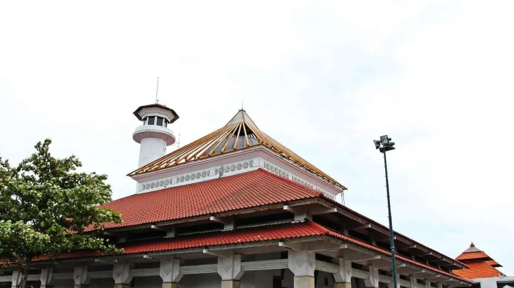 Sunan Ampel Mosque Preserves Centuries of Islamic Heritage in Surabaya