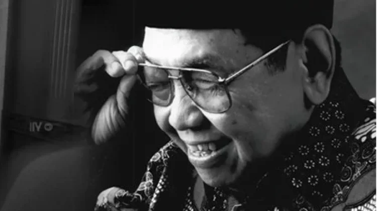 Gus Dur: The Unconventional Cleric Who Became Indonesia's Fourth President