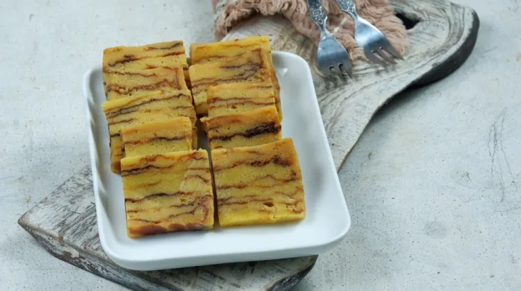 Maksuba: Palembang's Layer Cake of Respect and Tradition