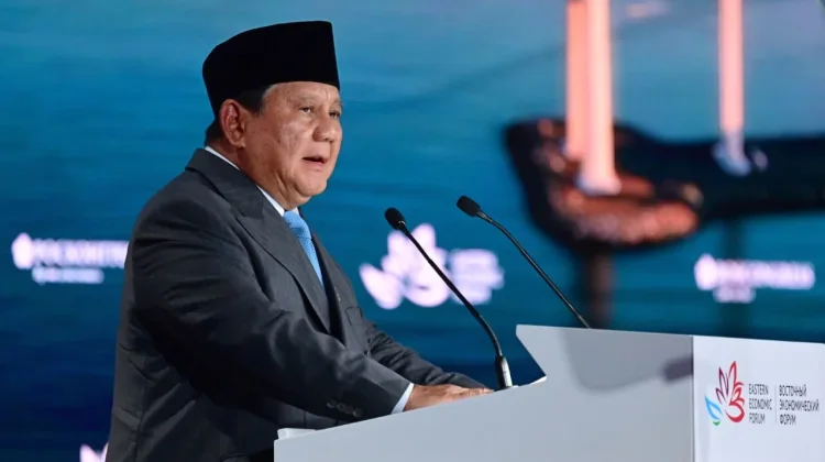 Prabowo Urges Calm, Vigilance amid Mount Krakatau Eruptions