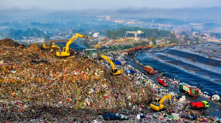 Indonesia Accelerates PSEL to Tackle Waste Crisis