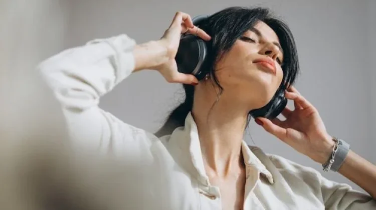 Why Music Changes How You Feel & Mind