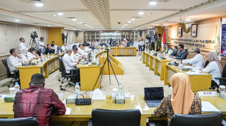 Govt and DPD Strengthen Oversight of Forest Fires and Waste Management