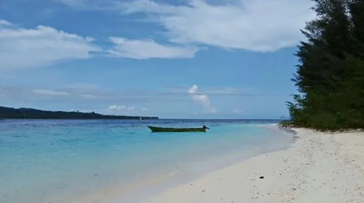 Tabailenge Island Highlights Morotai's Coastal Beauty in North Maluku