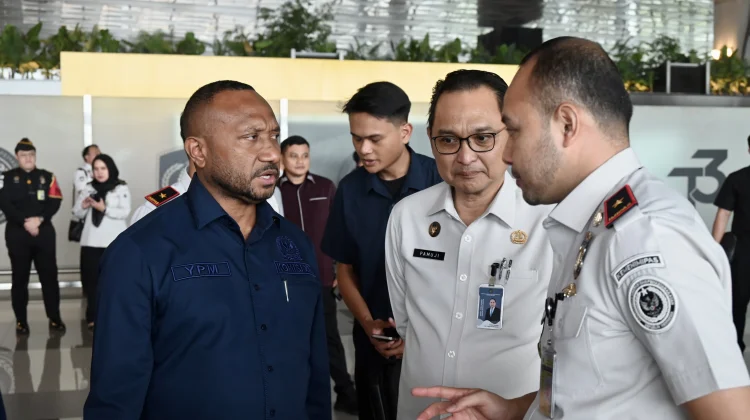 House Highlights Authorities Handle Foreign Nationals Affected by Anak Krakatau
