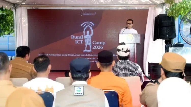 Deputy Minister Highlights Digital Technology Use in Maros Fisheries