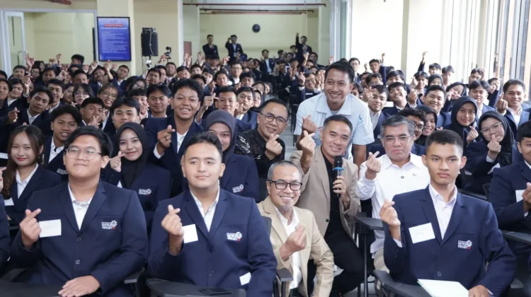 Manpower Minister: Human Skills Vital for Vocational Students