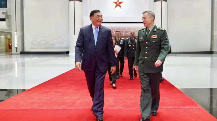 Minister Sjafrie Holds Bilateral Meeting with China’s CMC Vice Chairman