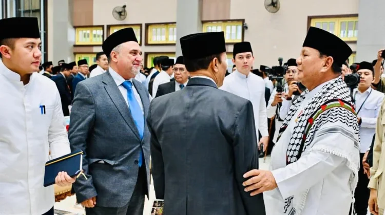 Prabowo Stresses Food and Energy Independence at Boarding School Centenary Event