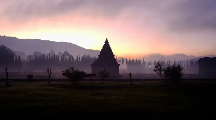 Dieng Plateau Offers Cool Air, Colorful Lakes and Sunrise Views