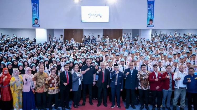 Indonesia Encourages Students to Build Solution-Based Businesses