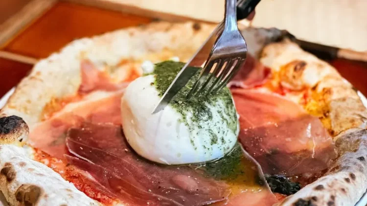 Roma Osteria Brings Classic Italian Pizza to Jakarta