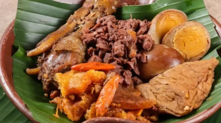 Getting to Know Gudeg, a Culinary Specialty of Yogyakarta