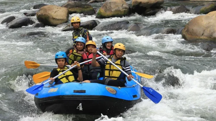 Sungai Elo Offers Beginner-Friendly Rafting Through Magelang’s Green Landscapes