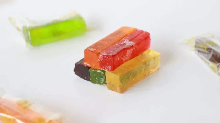 Dodol Rumput Laut: Lombok's Chewy Seaweed-Based Traditional Sweet