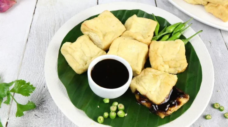 Tahu Petis: Semarang's Crispy Tofu with Rich Shrimp Petis Sauce