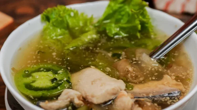 Sop Ikan Batam: Batam's Fresh Fish Soup with Lime and Basil