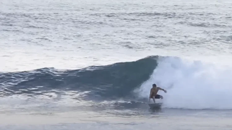 Mawun Beach Offers Playful Right-Hand Waves for Surfers in Lombok