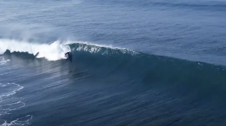 Racetrack Sumba: A Fast Left-Hand Reef Break for Experienced Surfers