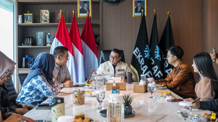 Minister Riefky Urges Youth to Drive Creative Economy
