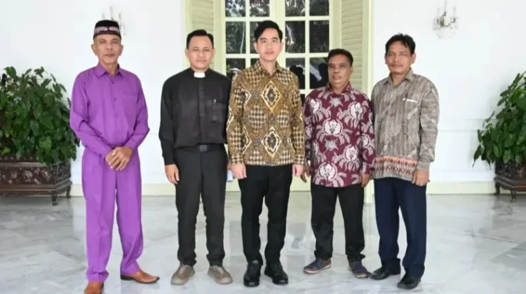 Gibran Meets Tangerang Church Delegation After Worship Service Disruption