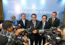 Government Builds Industry Foundation Through Intellectual Property
