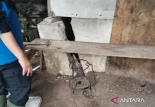 Tasikmalaya Soil Movement Puts Dozens of Homes at Risk