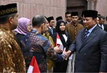 Indonesian Diaspora Welcomes President Prabowo's Arrival in Abu Dhabi
