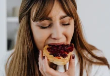 Emotional Eating Risks Mind and Body