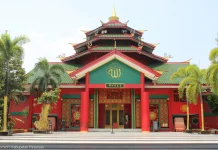 Cheng Hoo Mosque in Pandaan Reflects Cultural Acculturation