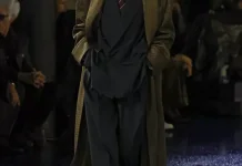 5 Clothing Details That Will Boost Your Look in Important Meetings