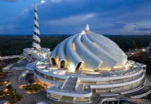Nusantara Hosts First Eid Prayer at State Mosque