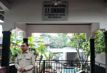 Indonesia Honors National Pioneer at Samanhudi Gravesite Visit