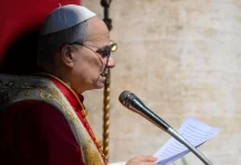 Pope Urges for Peace in Urbi et Orbi Message