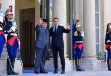 Indonesia's President Prabowo Meets President Macron in France Visit