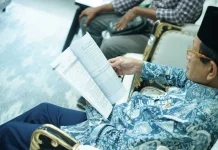 Minister Promotes Nahdliyin Literacy Through Reading Corner Program