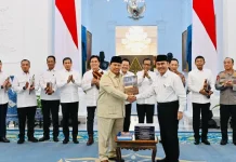 Commission Submit Recommendations to Government on Indonesian Police Reform