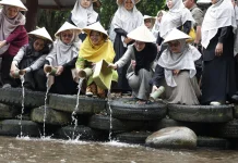 Central Java Women Promote Sustainability Through Ecological Action
